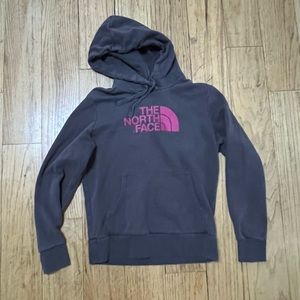 Medium the north face hoodie